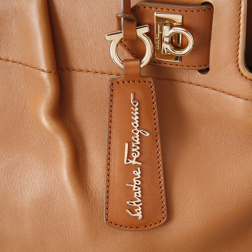 FERRAGAMO(USED)페레가모 레더 간치니 토트백